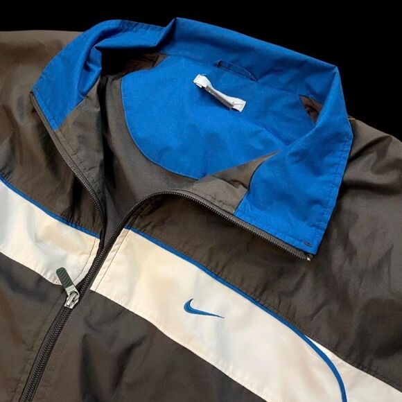 Vintage Nike Jacket   - Picture 2 of 4